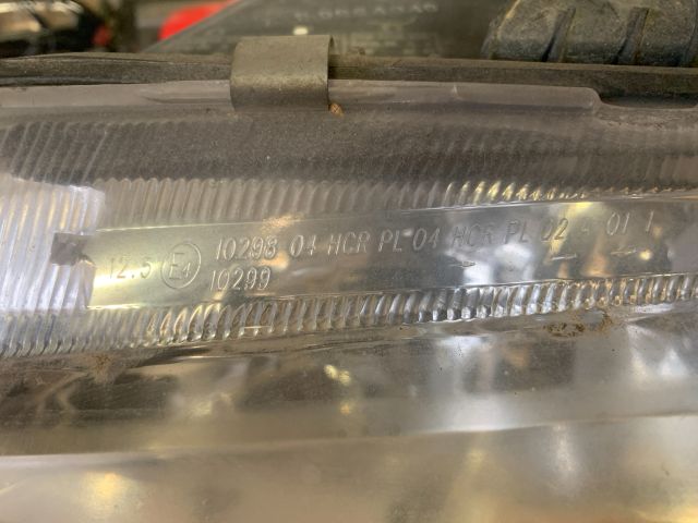 bontott PEUGEOT 306 Bal Fényszóró