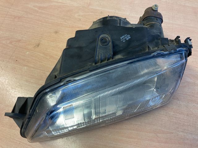 bontott PEUGEOT 306 Bal Fényszóró