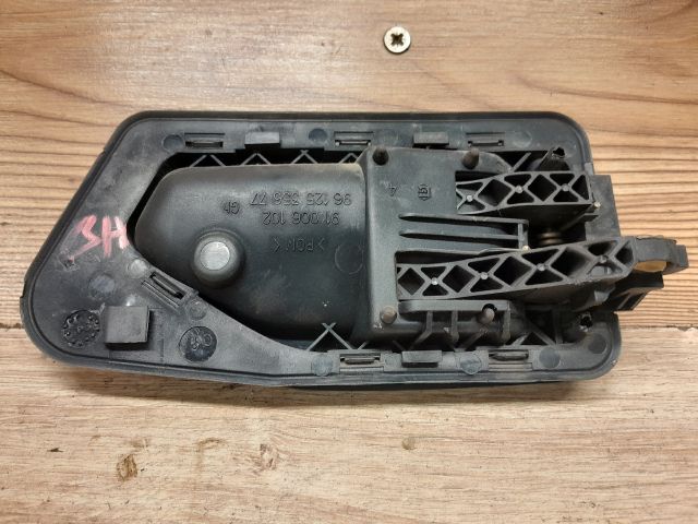 bontott PEUGEOT 306 Bal hátsó Belső Kilincs