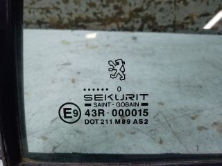 bontott PEUGEOT 306 Bal hátsó Fixüveg (Ajtóban)