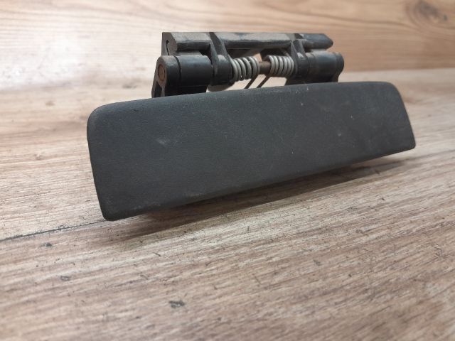 bontott PEUGEOT 306 Bal hátsó Külső Kilincs