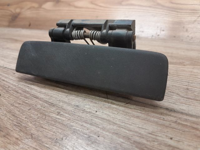 bontott PEUGEOT 306 Bal hátsó Külső Kilincs