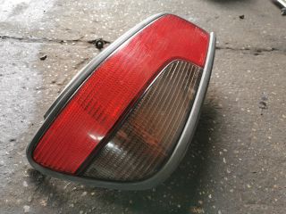 bontott PEUGEOT 306 Bal Hátsó Lámpa