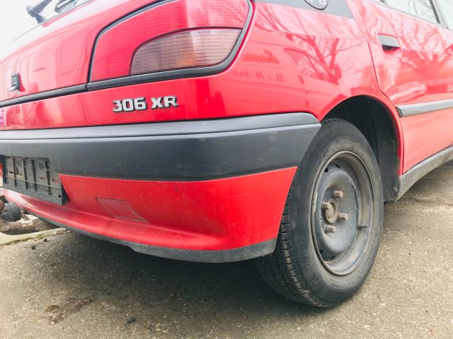 bontott PEUGEOT 306 Bal Hátsó Lámpa