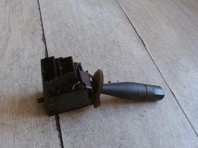 bontott PEUGEOT 306 Bal Kormánykapcsoló Irányjelző