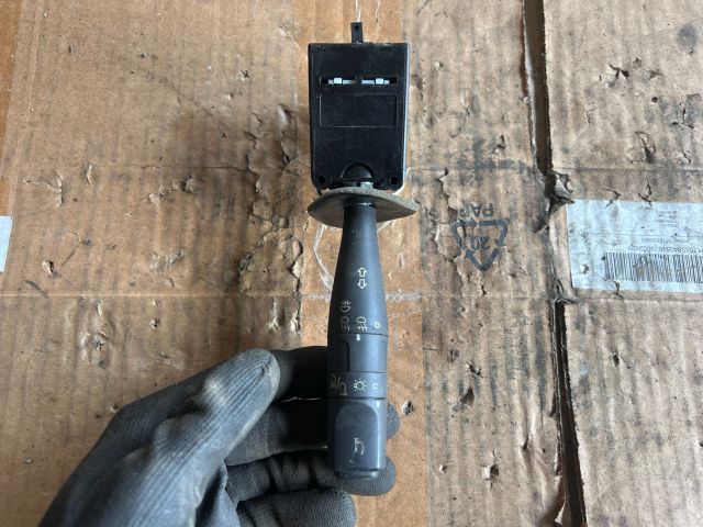 bontott PEUGEOT 306 Bal Kormánykapcsoló Irányjelző