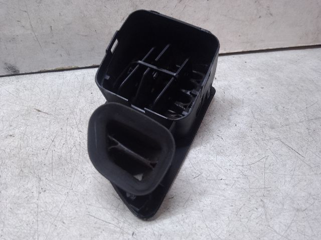 bontott PEUGEOT 306 Bal Szellőző