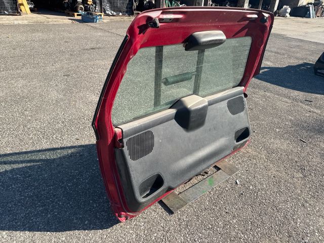 bontott PEUGEOT 306 Csomagtérajtó (Részeivel)