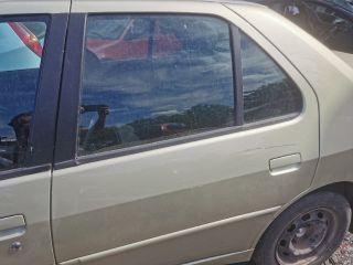 bontott PEUGEOT 306 Csomagtérajtó (Részeivel)