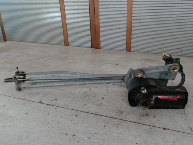 bontott PEUGEOT 306 Első Ablaktörlő Szerkezet Motorral