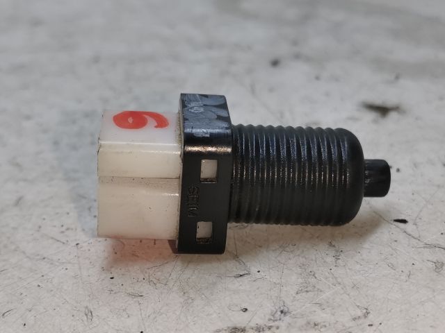 bontott PEUGEOT 306 Fék Pedál Kapcsoló