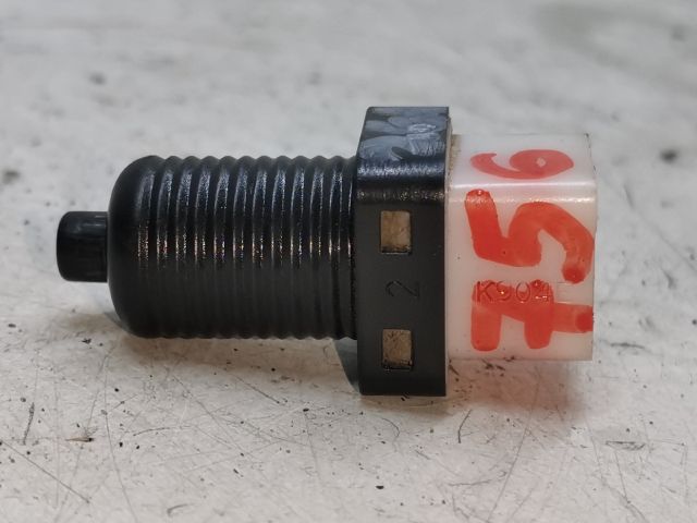 bontott PEUGEOT 306 Fék Pedál Kapcsoló