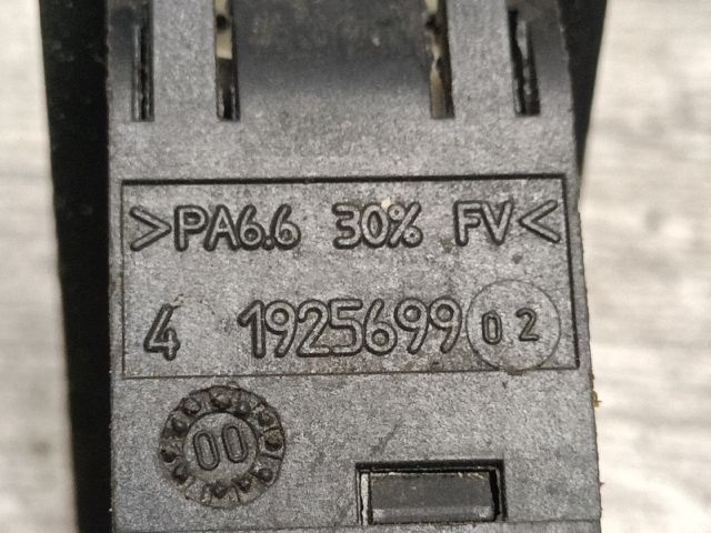 bontott PEUGEOT 306 Fényszórómagasság Állító Kapcsoló