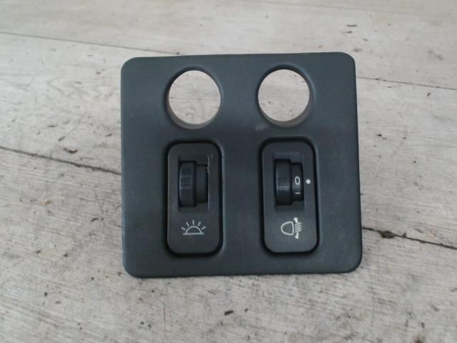 bontott PEUGEOT 306 Fényszórómagasság Állító Kapcsoló