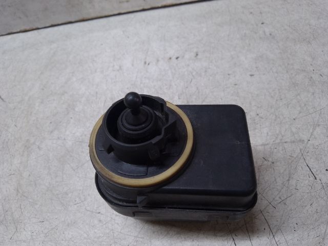 bontott PEUGEOT 306 Fényszórómagasság Állító Motor (Pozíciófüggetlen)