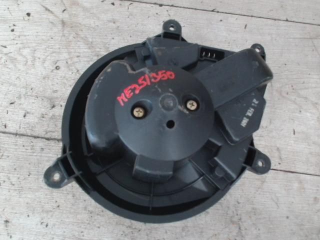 bontott PEUGEOT 306 Fűtőmotor (Nem klímás)