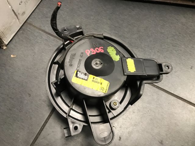 bontott PEUGEOT 306 Fűtőmotor (Nem klímás)