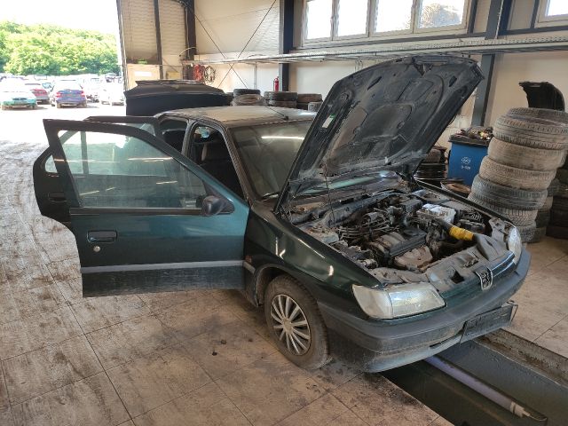 bontott PEUGEOT 306 Jobb C Oszlop Burkolat