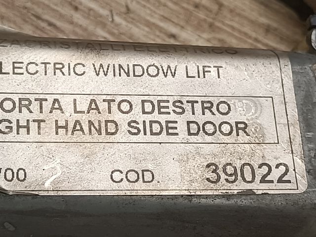 bontott PEUGEOT 306 Jobb első Ablakemelő Szerkezet (Elektromos)