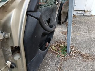 bontott PEUGEOT 306 Jobb első Ajtó (Részeivel)