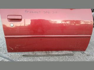 bontott PEUGEOT 306 Jobb első Ajtó (Részeivel)