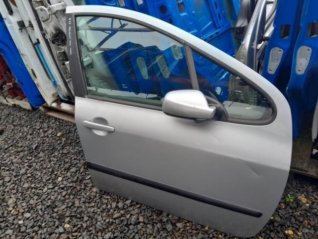bontott PEUGEOT 306 Jobb első Ajtó (Üres lemez)