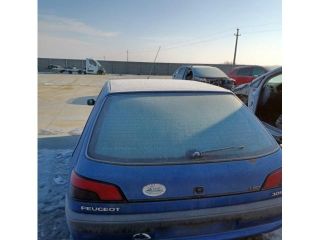 bontott PEUGEOT 306 Jobb első Ajtó (Üres lemez)