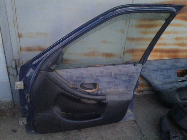 bontott PEUGEOT 306 Jobb első Ajtó (Üres lemez)