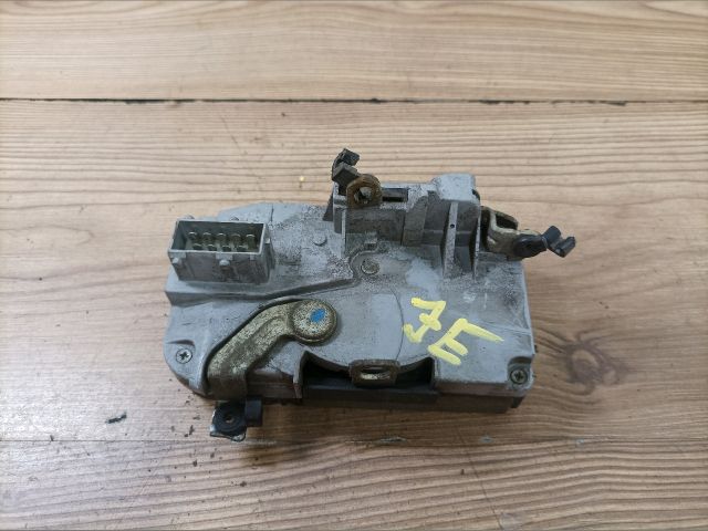 bontott PEUGEOT 306 Jobb első Ajtózár