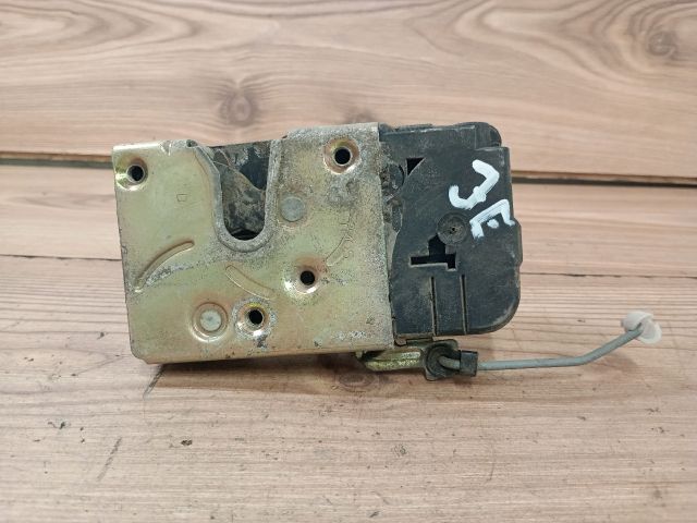 bontott PEUGEOT 306 Jobb első Ajtózár