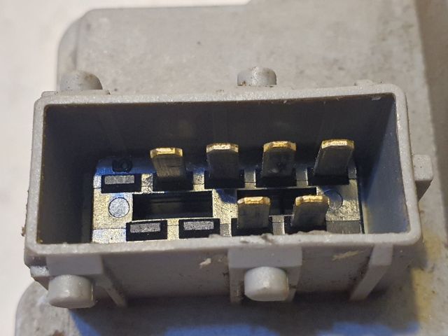 bontott PEUGEOT 306 Jobb első Ajtózár