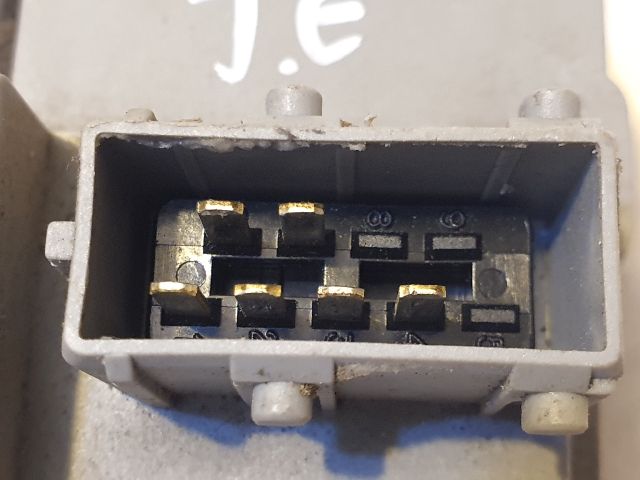 bontott PEUGEOT 306 Jobb első Ajtózár