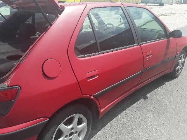 bontott PEUGEOT 306 Jobb első Ülés