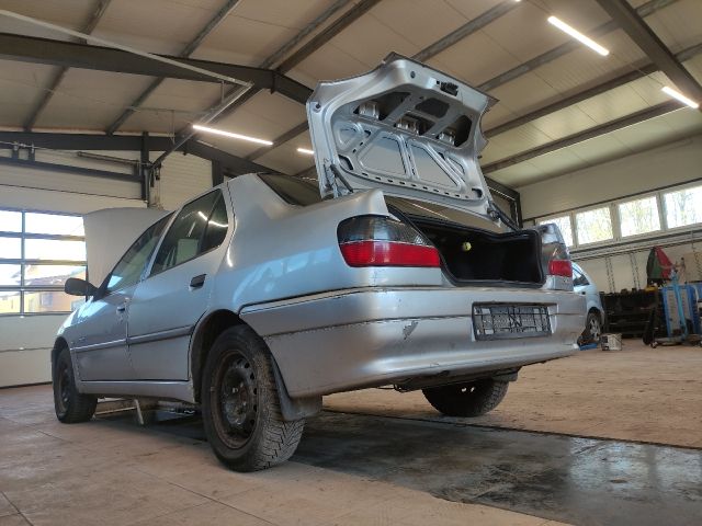 bontott PEUGEOT 306 Jobb első Ülésfűtés Kapcsoló