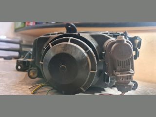 bontott PEUGEOT 306 Jobb Fényszóró