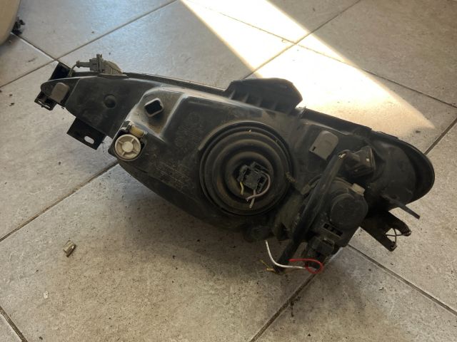 bontott PEUGEOT 306 Jobb Fényszóró