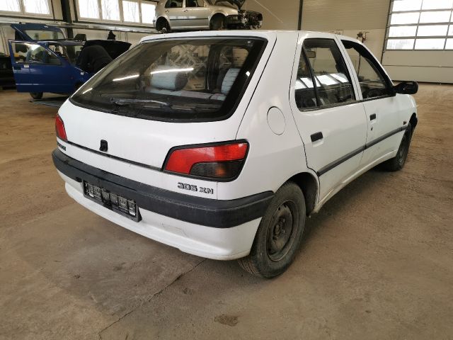 bontott PEUGEOT 306 Jobb hátsó Ablak