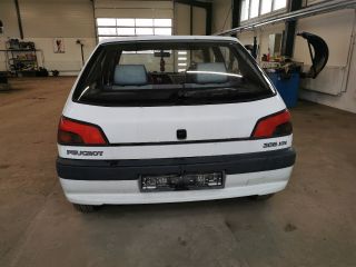 bontott PEUGEOT 306 Jobb hátsó Ablak