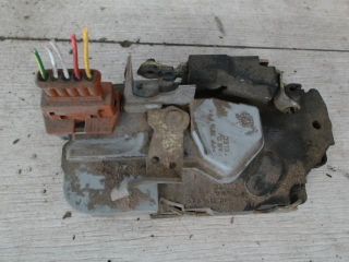 bontott PEUGEOT 306 Jobb hátsó Ajtózár