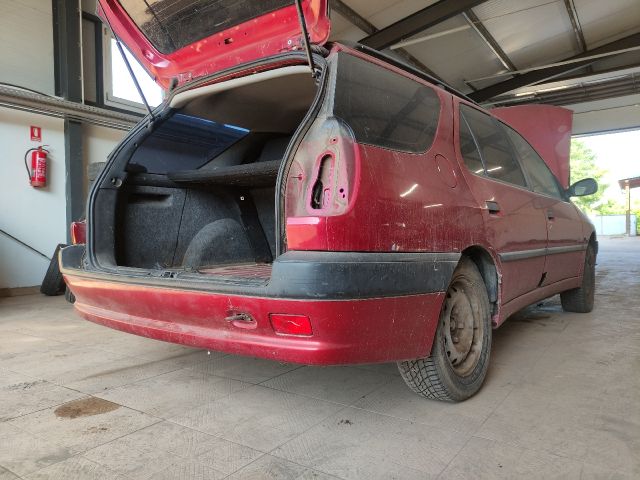 bontott PEUGEOT 306 Jobb hátsó Ajtózár