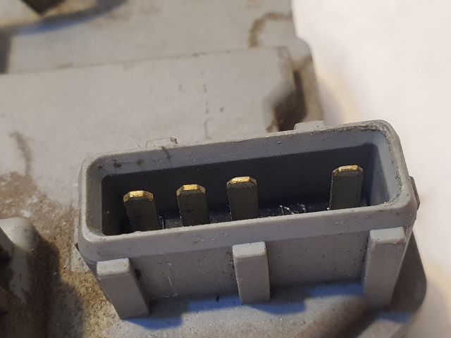 bontott PEUGEOT 306 Jobb hátsó Ajtózár