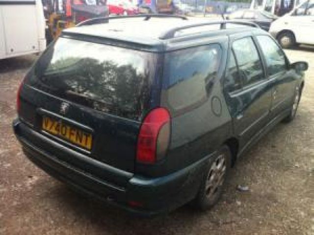 bontott PEUGEOT 306 Jobb hátsó Fixüveg (Ajtóban)