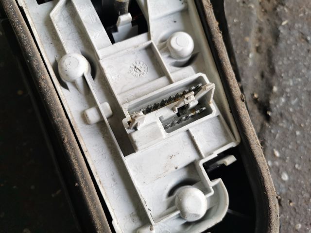 bontott PEUGEOT 306 Jobb Hátsó Lámpa