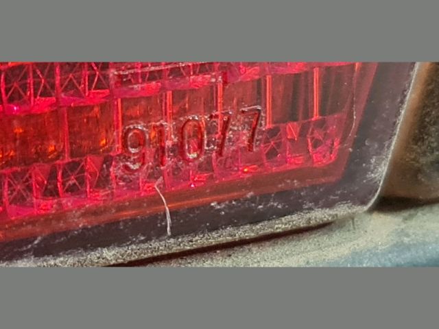 bontott PEUGEOT 306 Jobb Hátsó Lámpa