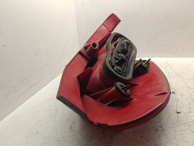 bontott PEUGEOT 306 Jobb Hátsó Lámpa