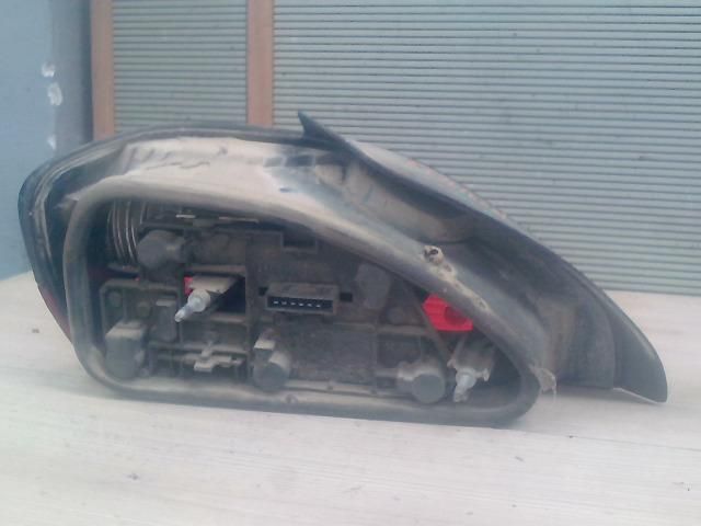bontott PEUGEOT 306 Jobb Hátsó Lámpa