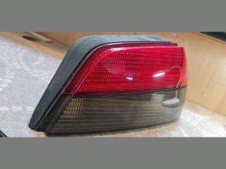 bontott PEUGEOT 306 Jobb Hátsó Lámpa