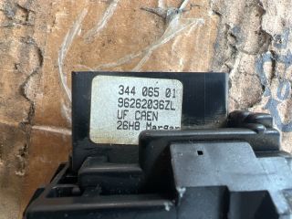 bontott PEUGEOT 306 Jobb Kormánykapcsoló Ablaktörlő