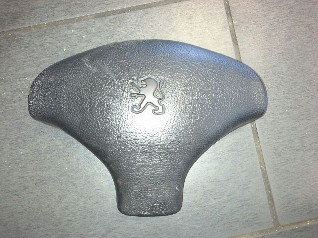 bontott PEUGEOT 306 Kormánylégzsák