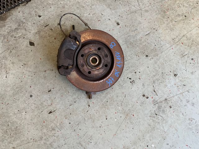 bontott PEUGEOT 307 Bal első Csonkállvány Kerékaggyal